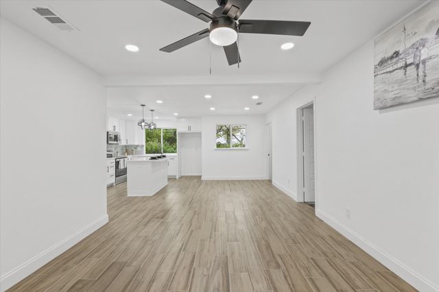 1427 Oriole Boulevard, Duncanville, TX 75116