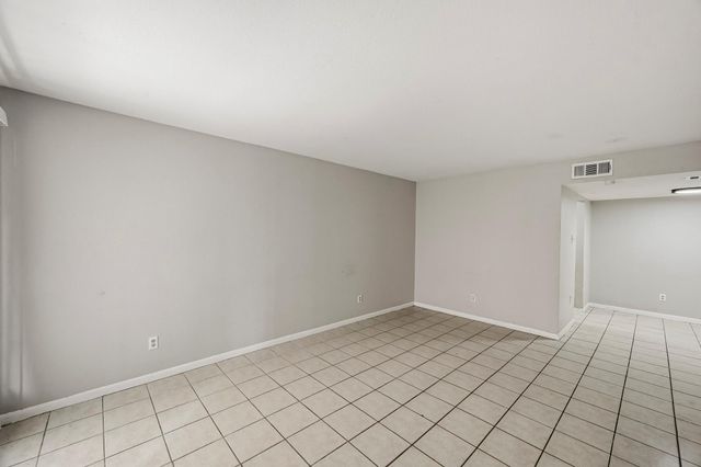9616 Long Point Road 33, Houston, TX 77055