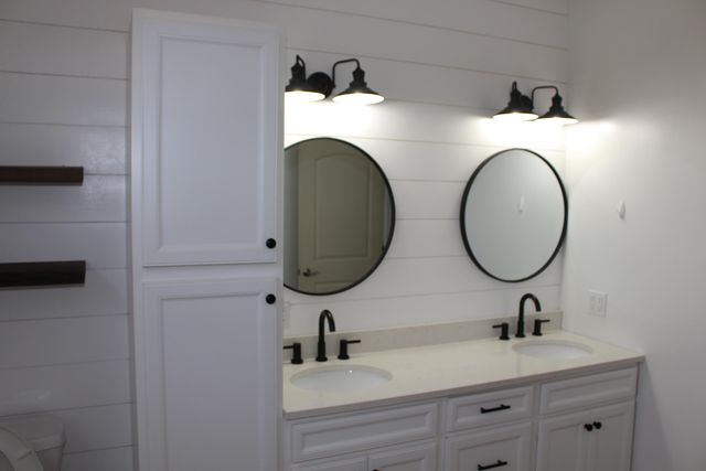 12361 Spencer Lane, Carleton, MI 48117