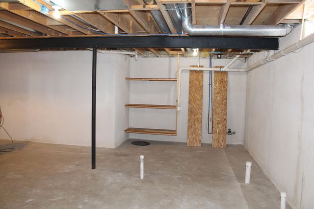 12361 Spencer Lane, Carleton, MI 48117