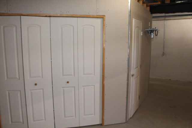 12361 Spencer Lane, Carleton, MI 48117