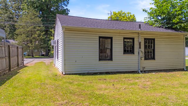 4325 Greenbriar Road, Chattanooga, TN 37412