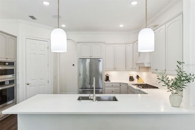 6110 KEENES POINTE DRIVE, Windermere, FL 34786