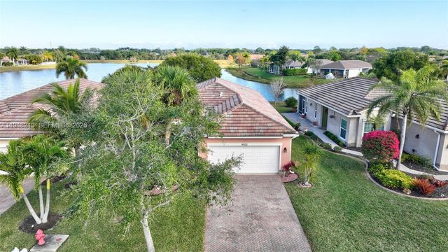 9922 SW Glenbrook Dr, Port St. Lucie, FL 34987