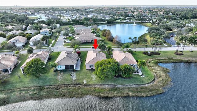 9922 SW Glenbrook Dr, Port St. Lucie, FL 34987