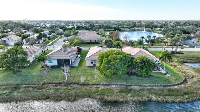 9922 SW Glenbrook Dr, Port St. Lucie, FL 34987