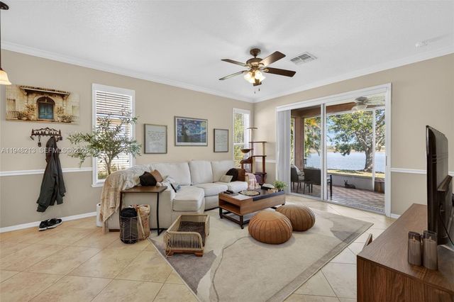 9922 SW Glenbrook Dr, Port St. Lucie, FL 34987