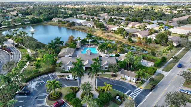 9922 SW Glenbrook Dr, Port St. Lucie, FL 34987