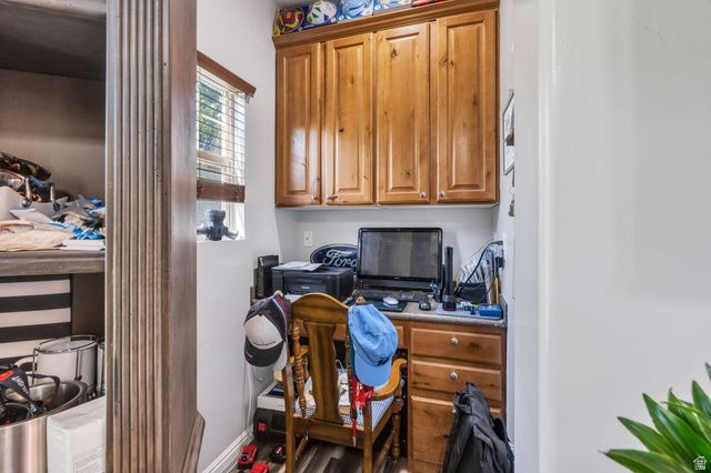 4618 W OYSTER SHELL RD, South Jordan, UT 84009