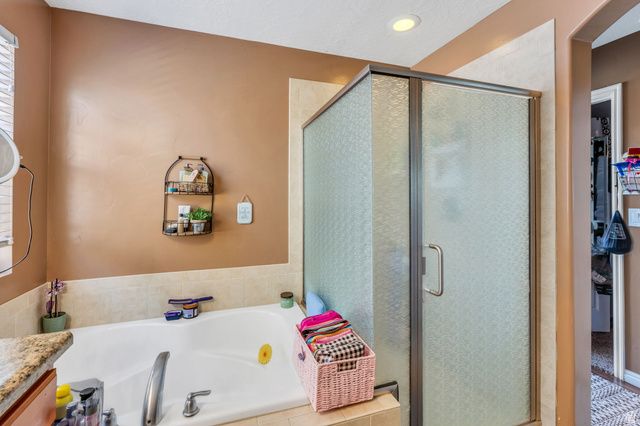 4618 W OYSTER SHELL RD, South Jordan, UT 84009