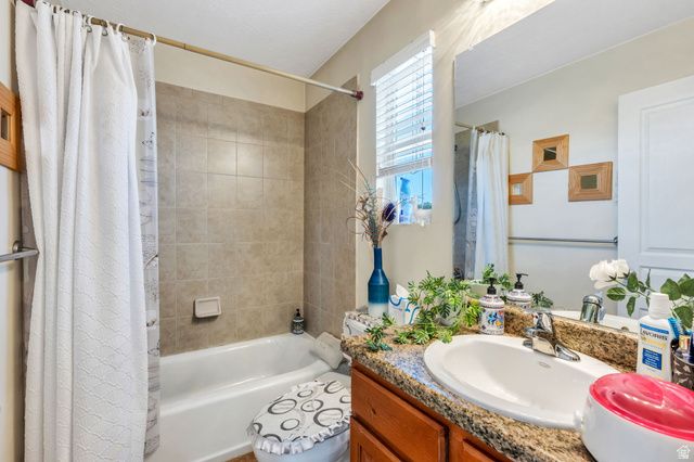 4618 W OYSTER SHELL RD, South Jordan, UT 84009