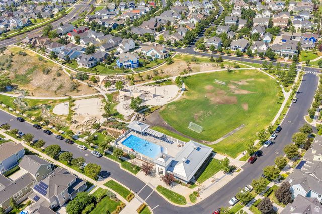 4618 W OYSTER SHELL RD, South Jordan, UT 84009