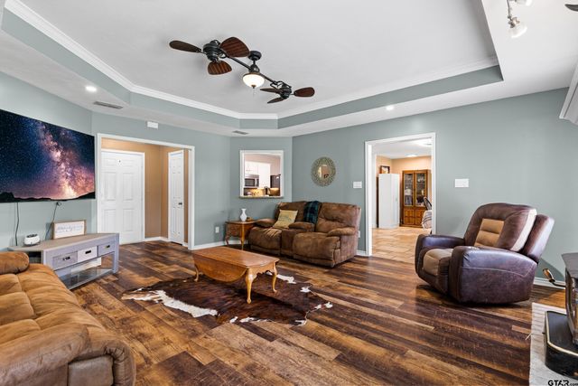 7356 FM 49, Gilmer, TX 75644