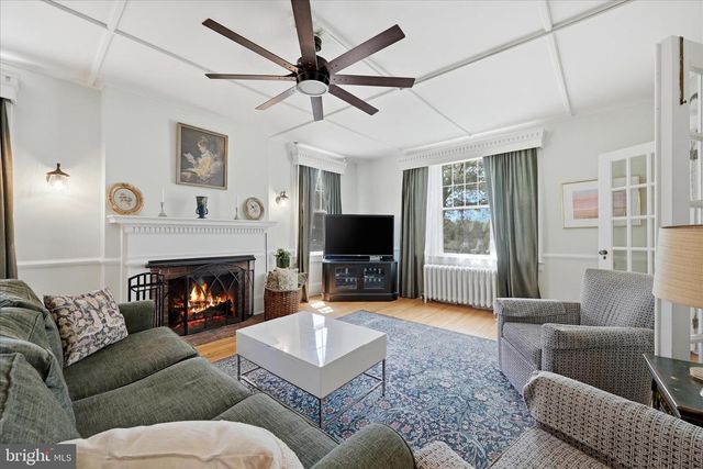 4737 VALLEY PIKE, Stephens City, VA 22655