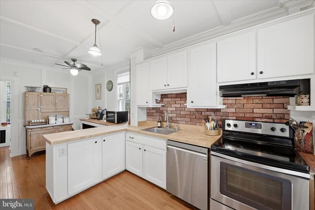 4737 VALLEY PIKE, Stephens City, VA 22655