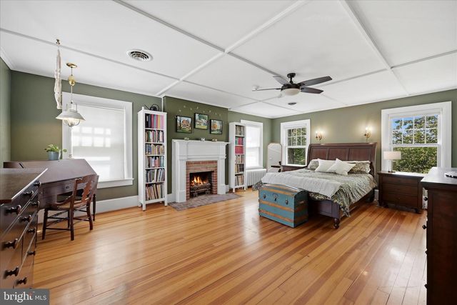 4737 VALLEY PIKE, Stephens City, VA 22655