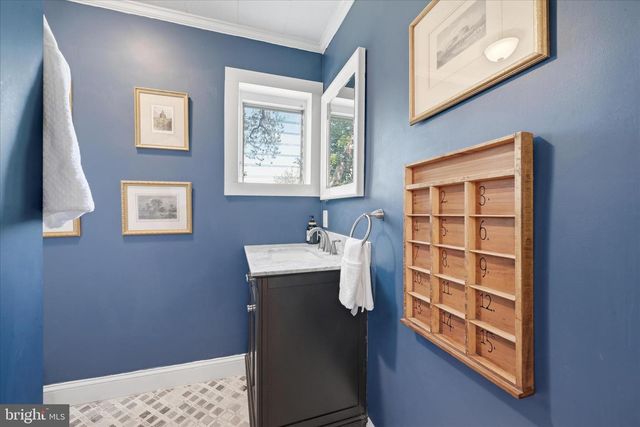 4737 VALLEY PIKE, Stephens City, VA 22655