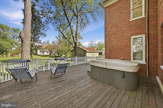 4737 VALLEY PIKE, Stephens City, VA 22655