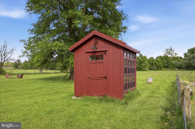 4737 VALLEY PIKE, Stephens City, VA 22655