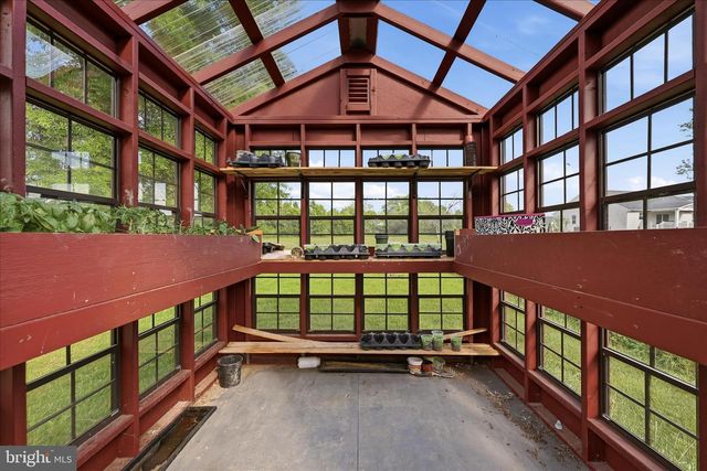 4737 VALLEY PIKE, Stephens City, VA 22655