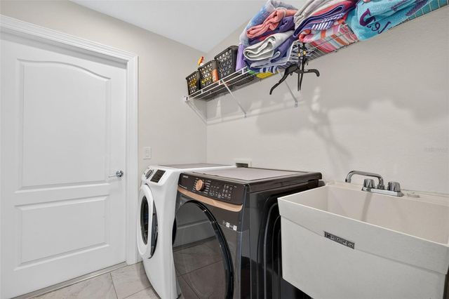 206 ANTILLA DRIVE, Rotonda West, FL 33947