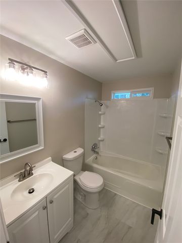 1701 106th Street S, Parkland, WA 98444