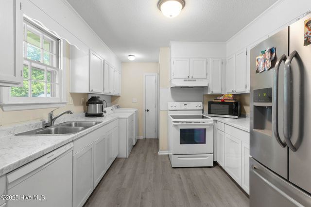 169 Old Wilmington Road, Jacksonville, NC 28540