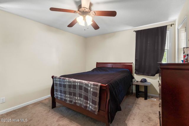 169 Old Wilmington Road, Jacksonville, NC 28540