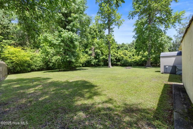 169 Old Wilmington Road, Jacksonville, NC 28540