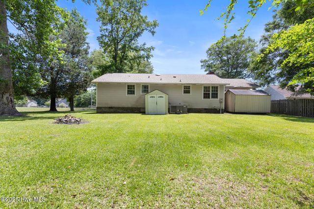 169 Old Wilmington Road, Jacksonville, NC 28540