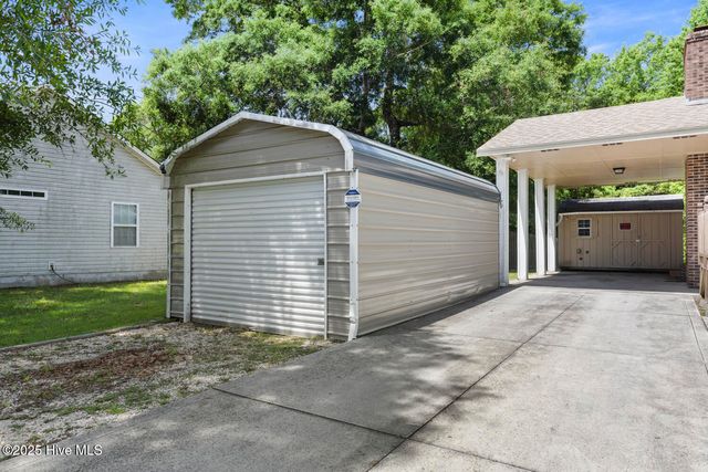 169 Old Wilmington Road, Jacksonville, NC 28540