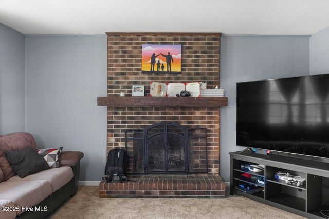169 Old Wilmington Road, Jacksonville, NC 28540