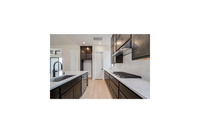 2015 Jade Manor Drive, Richmond, TX 77469