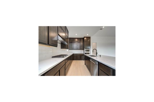 2015 Jade Manor Drive, Richmond, TX 77469