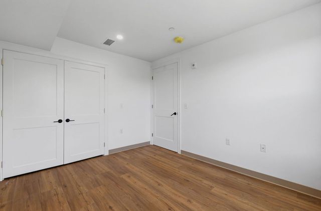 26 Union St 111, Natick, MA 01760