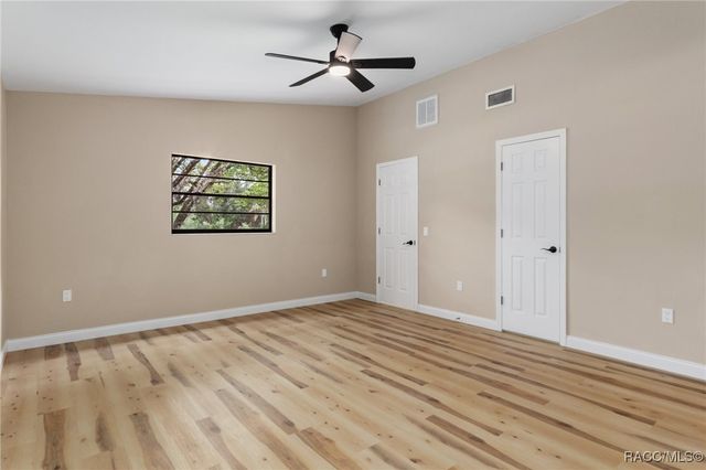 4856 S Driftwood Way, Homosassa, FL 34448