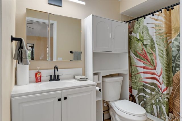 4856 S Driftwood Way, Homosassa, FL 34448