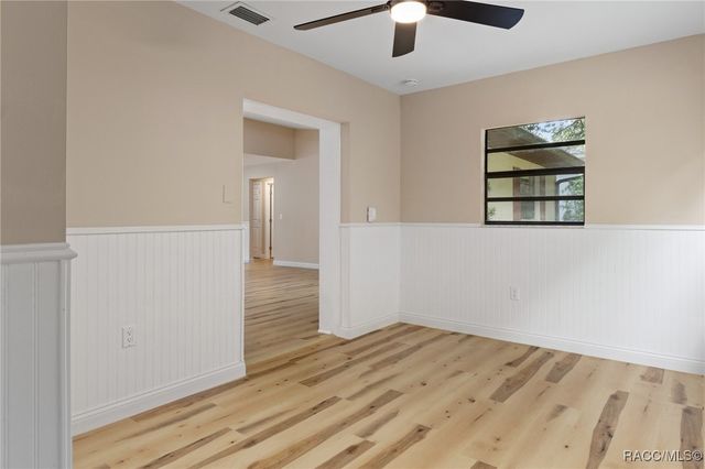 4856 S Driftwood Way, Homosassa, FL 34448