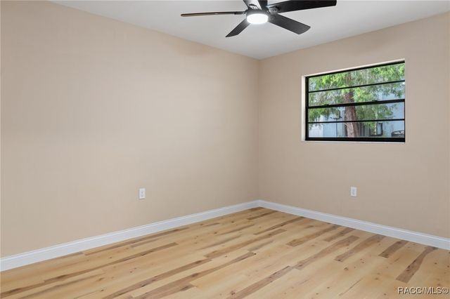 4856 S Driftwood Way, Homosassa, FL 34448