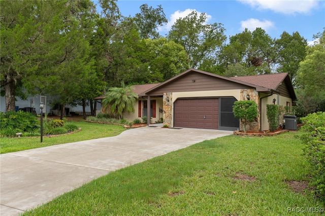 4856 S Driftwood Way, Homosassa, FL 34448