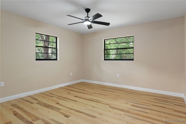 4856 S Driftwood Way, Homosassa, FL 34448