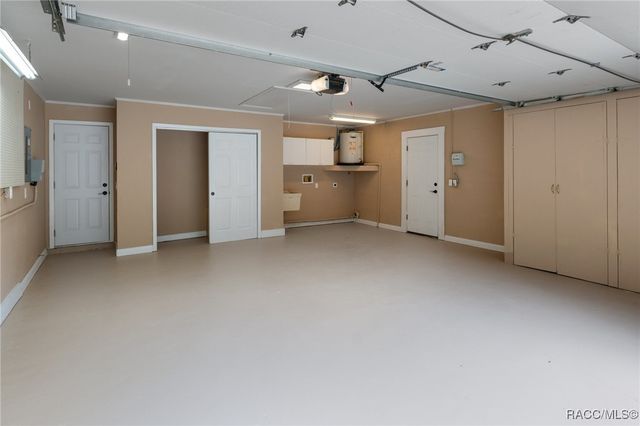 4856 S Driftwood Way, Homosassa, FL 34448