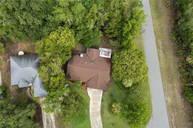 4856 S Driftwood Way, Homosassa, FL 34448