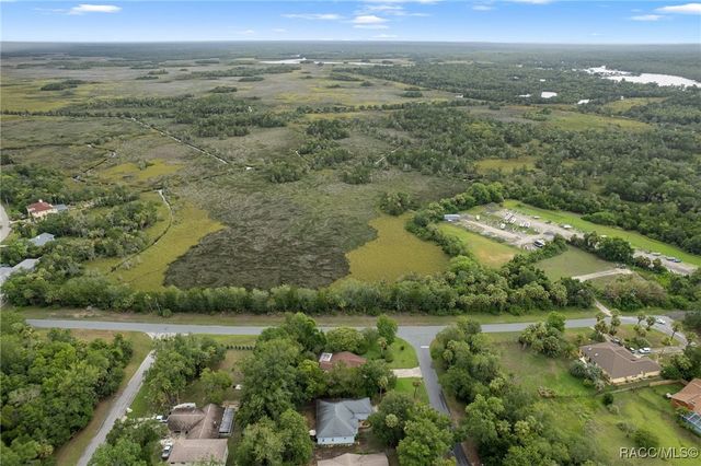 4856 S Driftwood Way, Homosassa, FL 34448