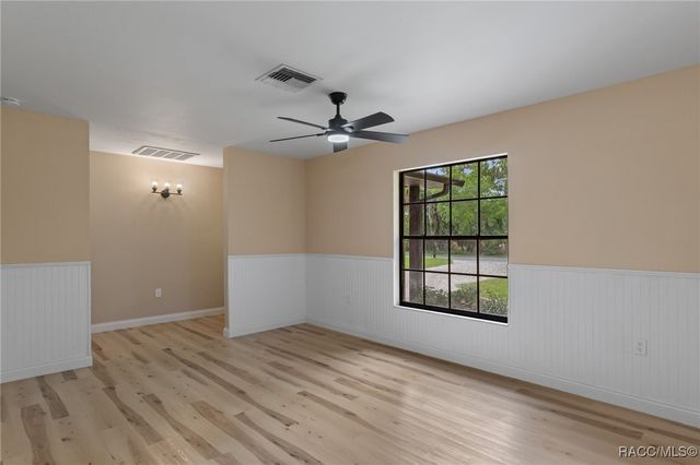 4856 S Driftwood Way, Homosassa, FL 34448