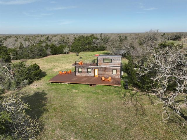 5301 Goehring Road, Ledbetter, TX 78946