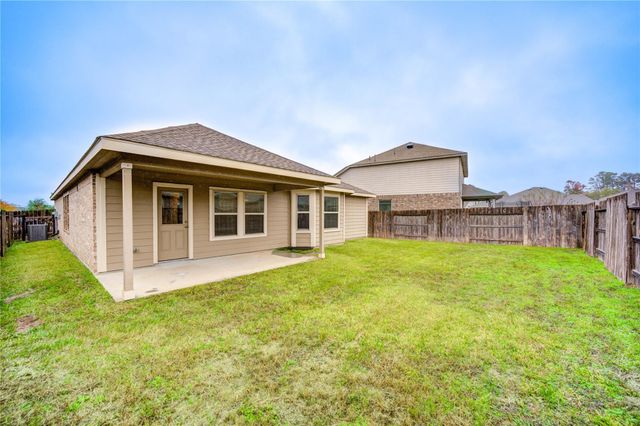 18907 Via Flora Drive, New Caney, TX 77357