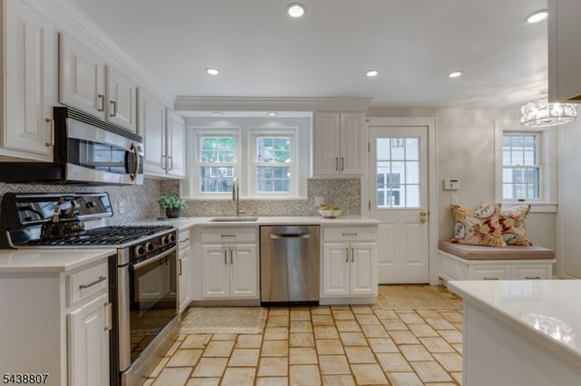 57 Woodland Rd, Millburn Twp., NJ 07078