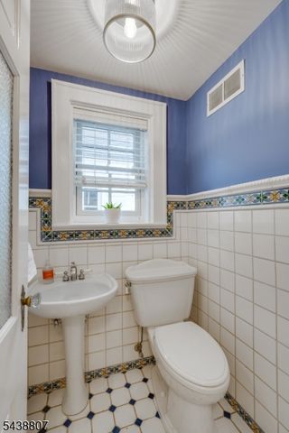 57 Woodland Rd, Millburn Twp., NJ 07078