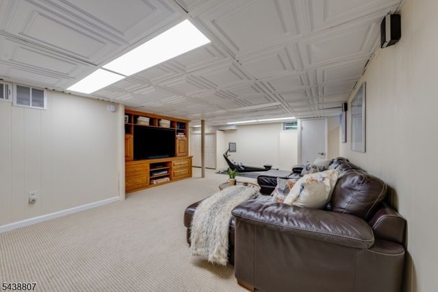 57 Woodland Rd, Millburn Twp., NJ 07078